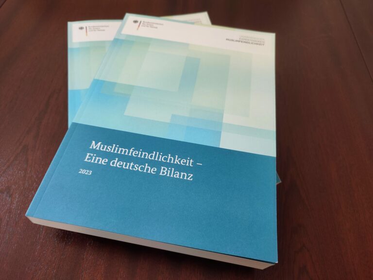 Expert Panel publishes its final report on Islamophobia