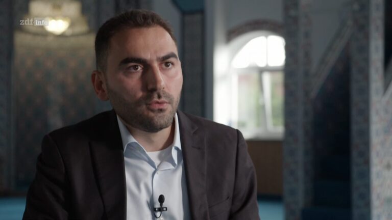 Serdar Aslan talks about his study on Friday sermons